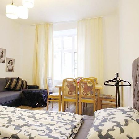Comfortable Rooms Near Schoenbrunn Palace Vienna Exterior photo