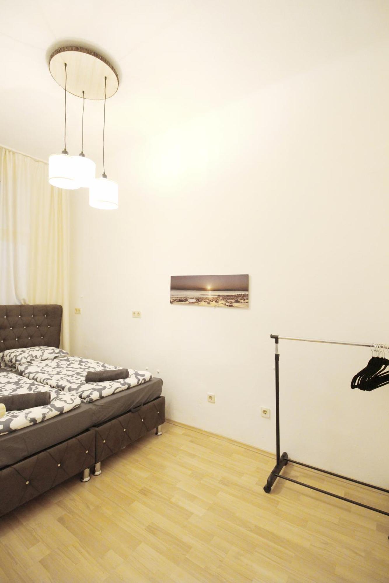Comfortable Rooms Near Schoenbrunn Palace Vienna Exterior photo