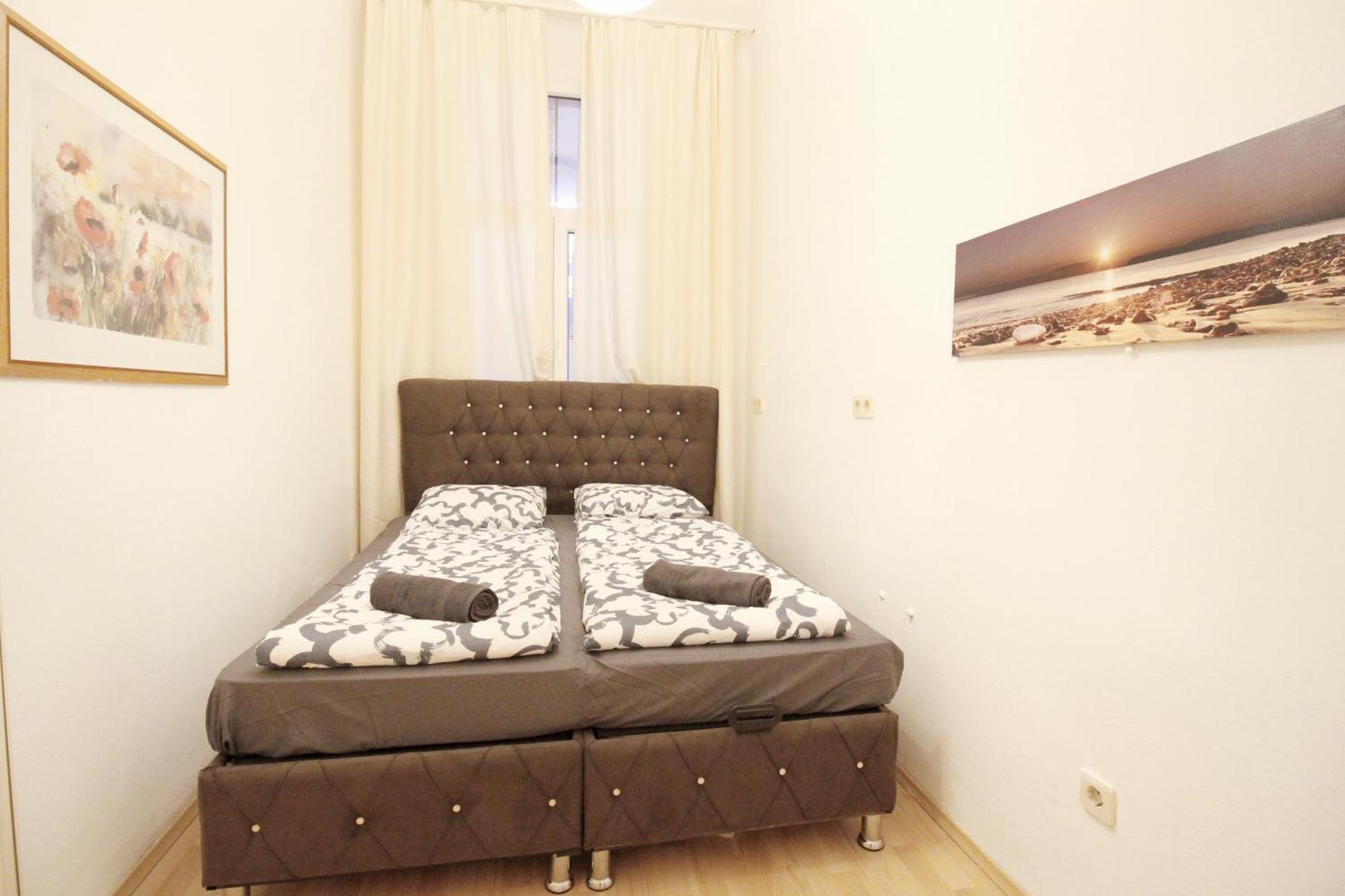 Comfortable Rooms Near Schoenbrunn Palace Vienna Exterior photo