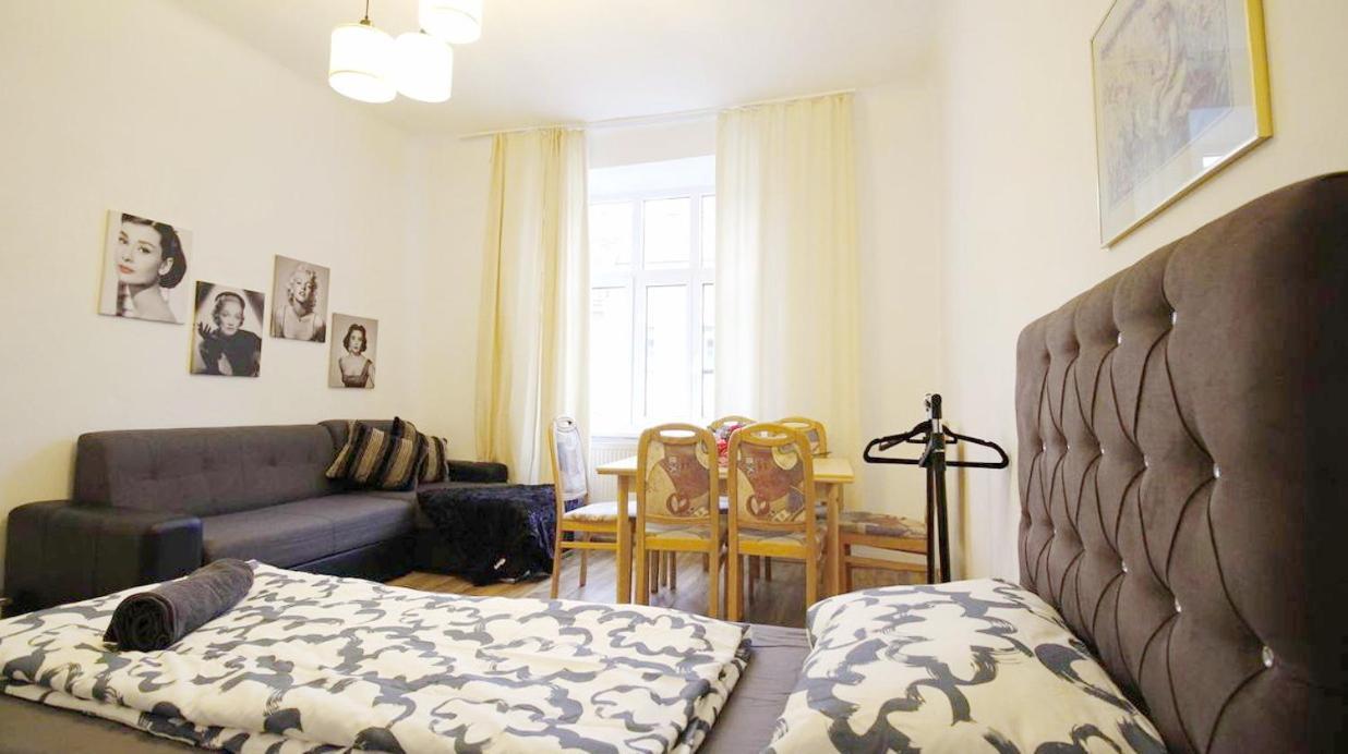 Comfortable Rooms Near Schoenbrunn Palace Vienna Exterior photo