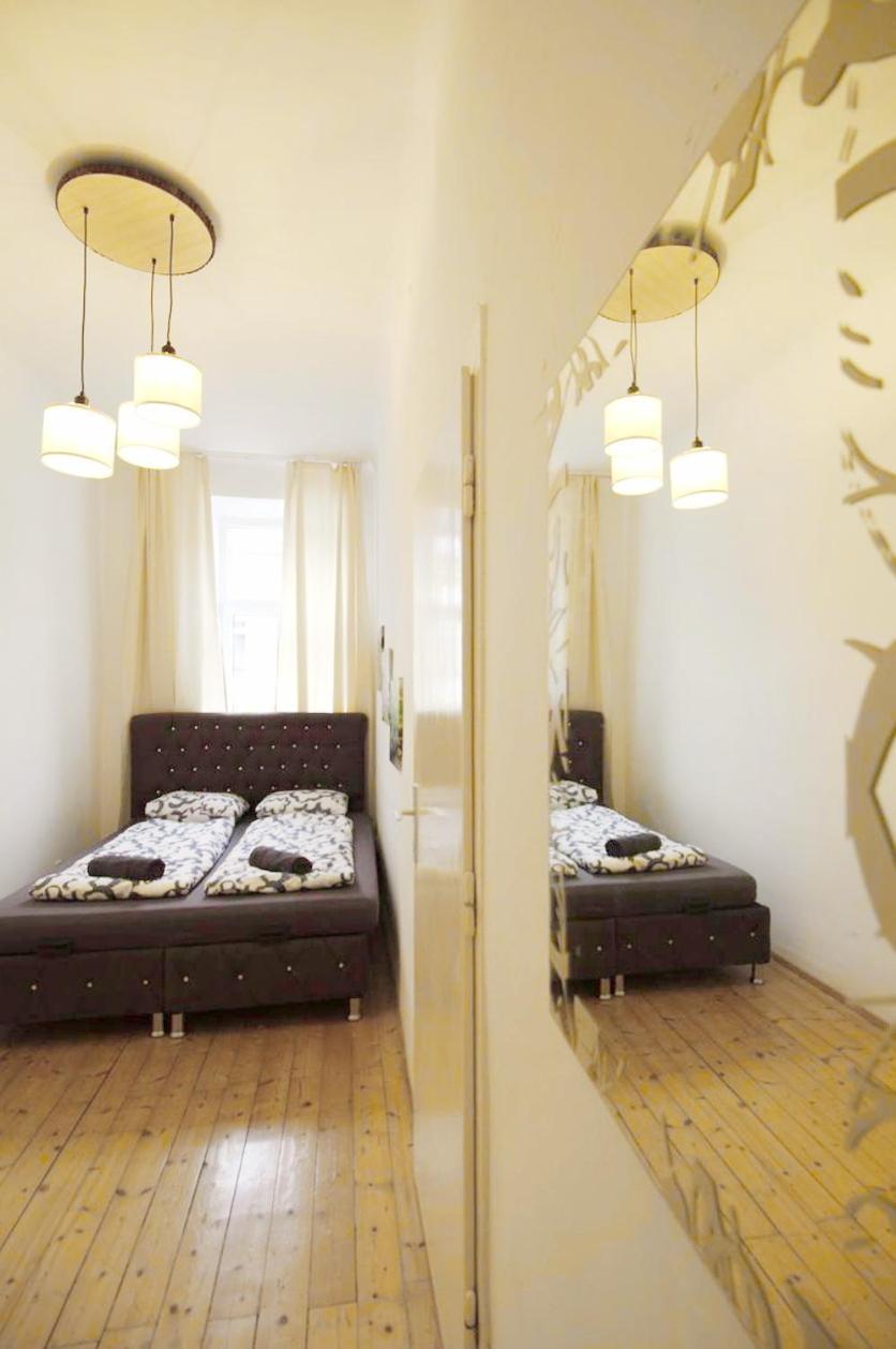 Comfortable Rooms Near Schoenbrunn Palace Vienna Exterior photo